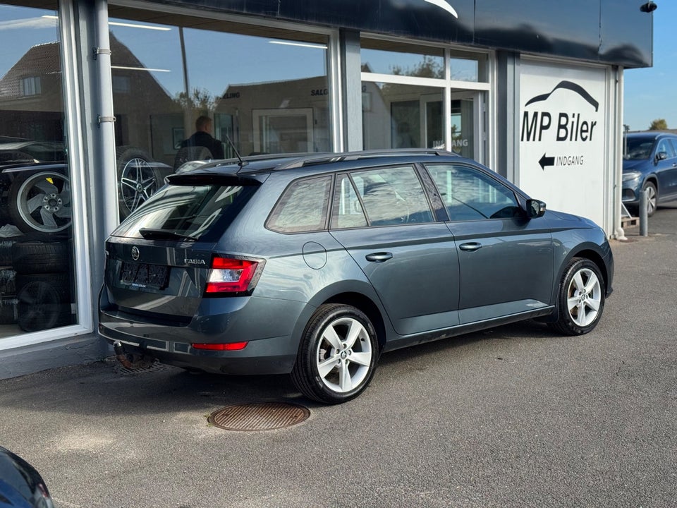 Skoda Fabia 1,0 TSi 110 Style Combi DSG 5d