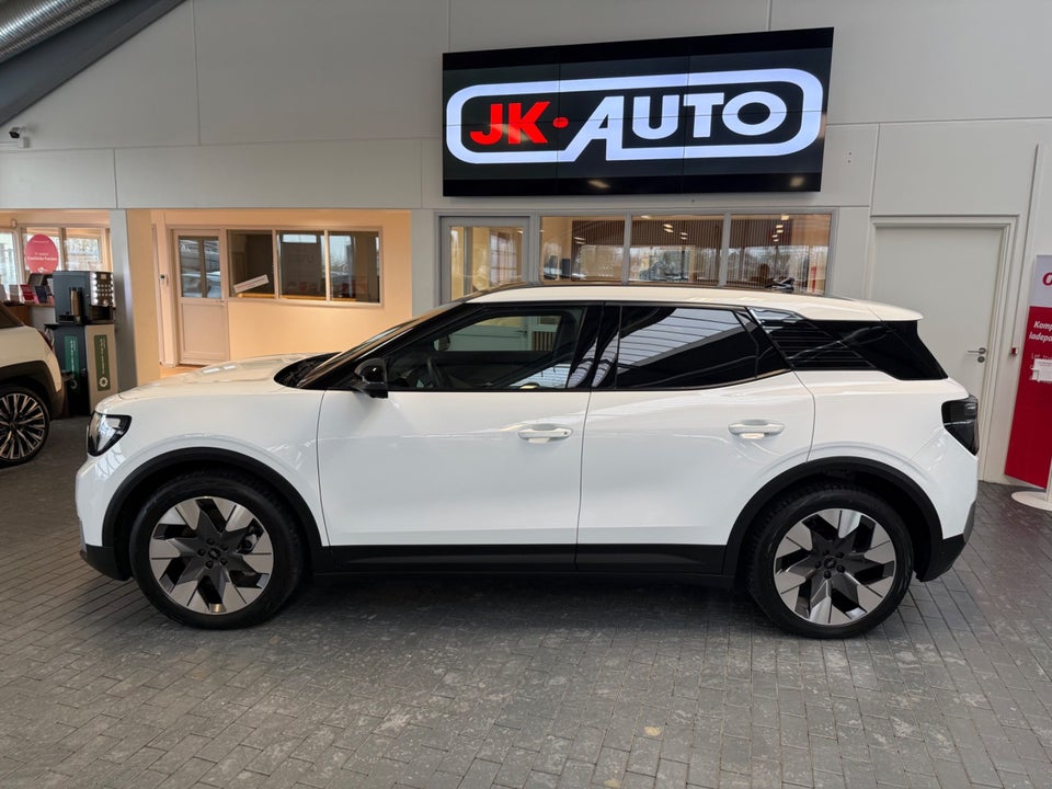 Ford Explorer 82 Premium Extended Range 5d