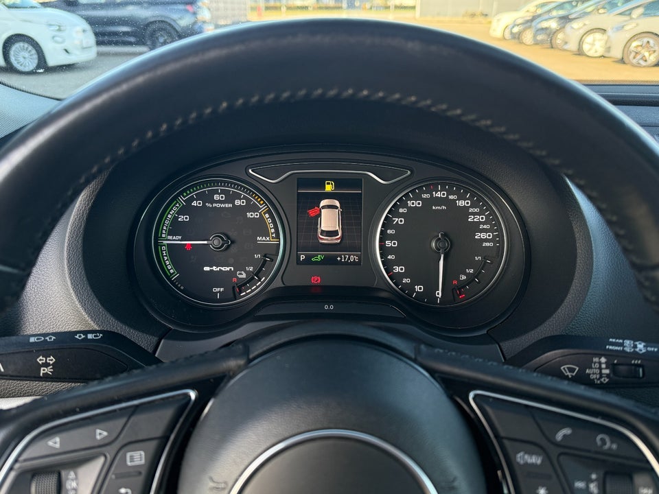 Audi A3 1,4 e-tron Sportback S-tr. 5d