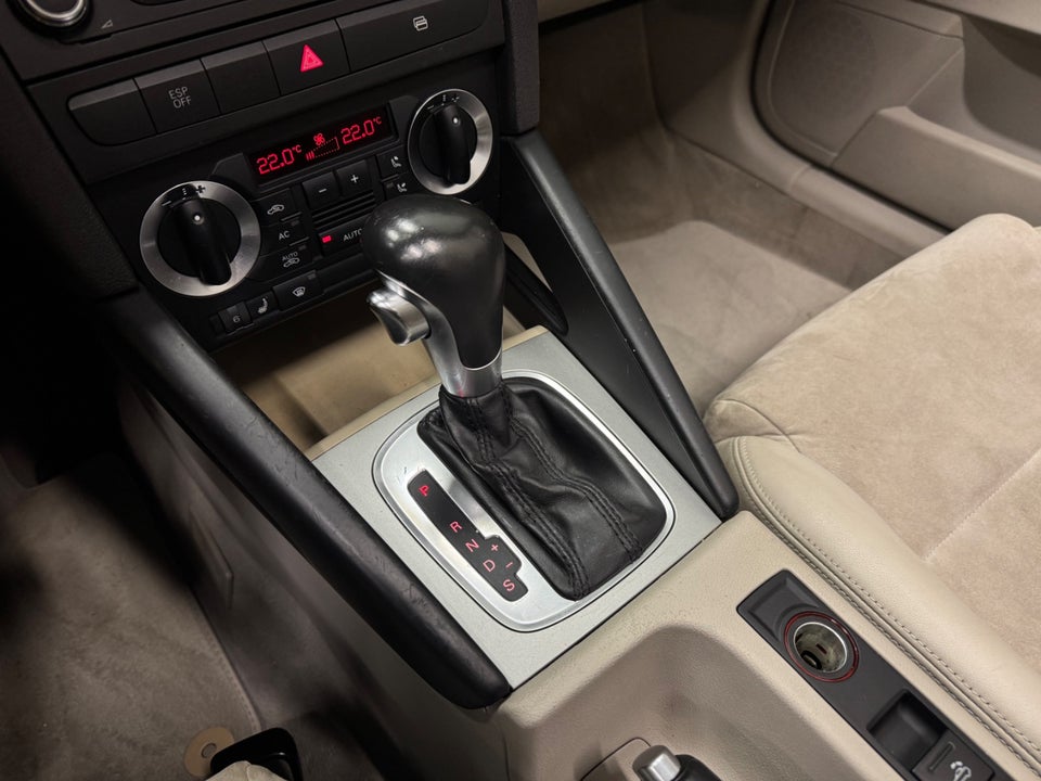 Audi A3 1,8 TFSi Ambition Cabriolet DSG 2d