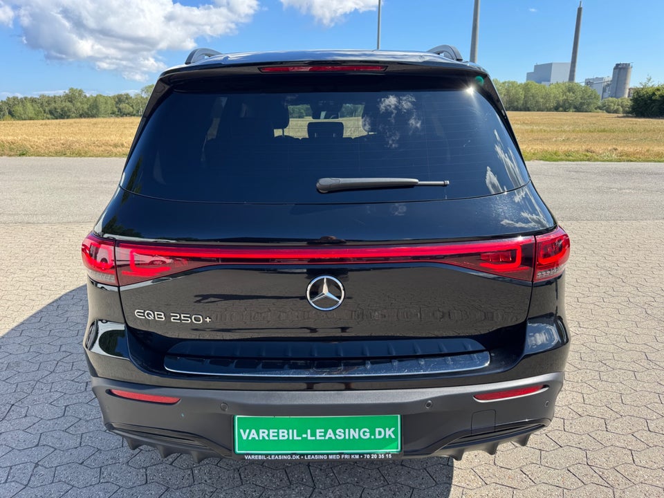 Mercedes EQB250+ AMG Line Van 5d