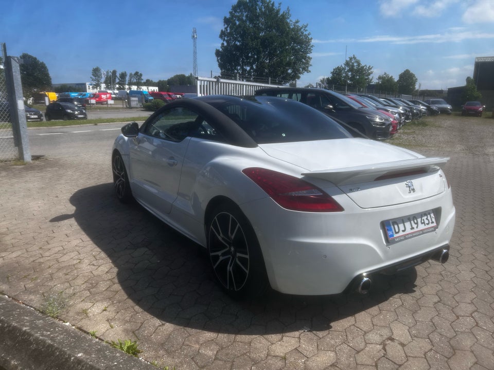 Peugeot RCZ 1,6 THP 270 R 2d