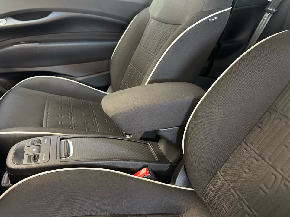 Fiat 500e 42 Icon 3+1 4d