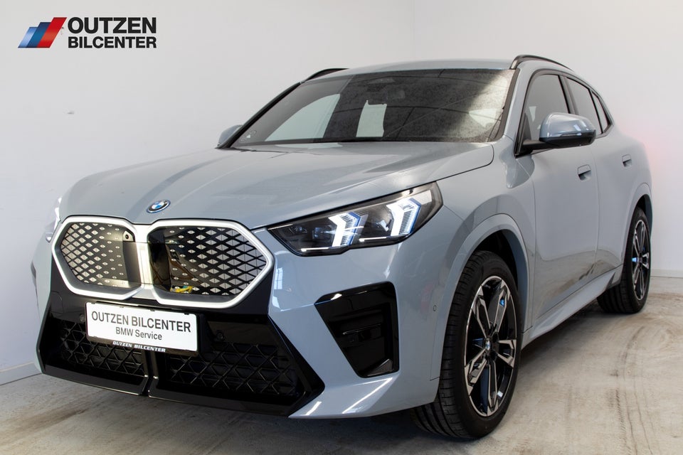 BMW iX2 eDrive20 Fully Charged 5d