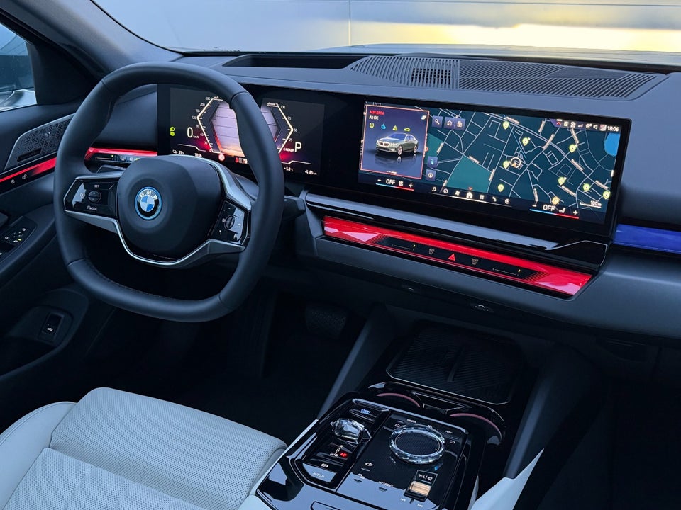 BMW i5 eDrive40 Fully Charged 4d