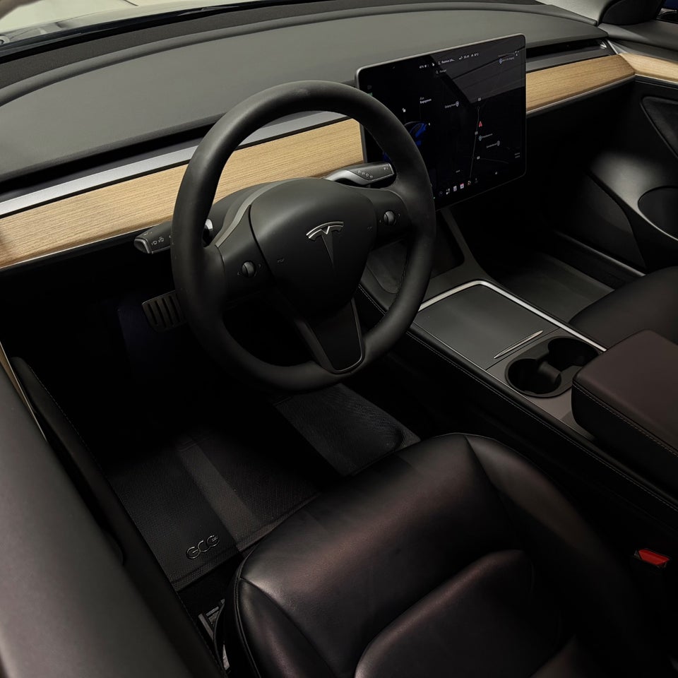 Tesla Model 3 Performance AWD 4d