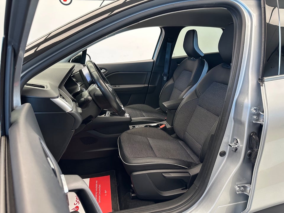 Renault Captur 1,6 E-Tech Intens 5d