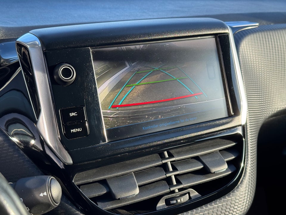 Peugeot 208 1,6 BlueHDi 100 Allure Sky 5d