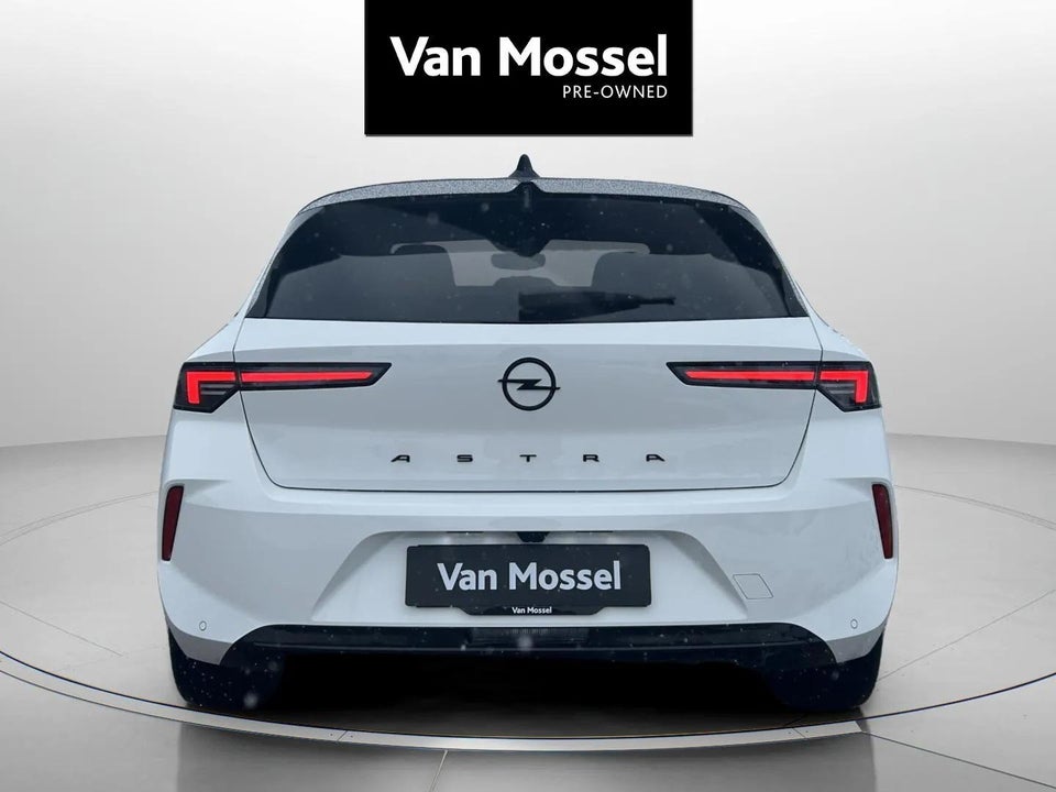 Opel Astra-e 54 GS 5d