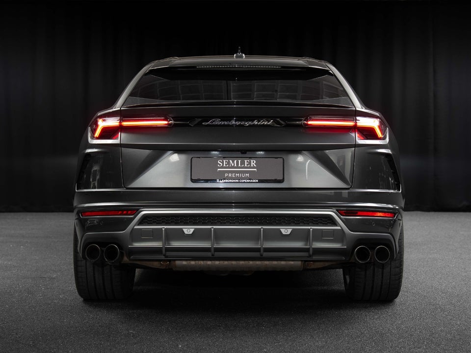 Lamborghini Urus 4,0  5d