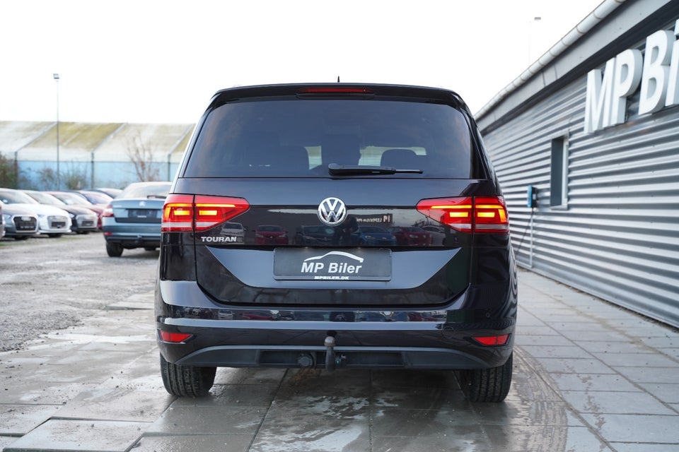 VW Touran 1,6 TDi 115 Comfortline DSG 7prs 5d