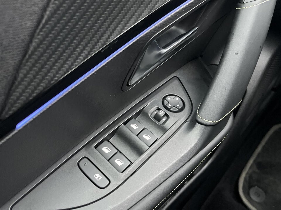 Peugeot e-2008 54 GT 5d