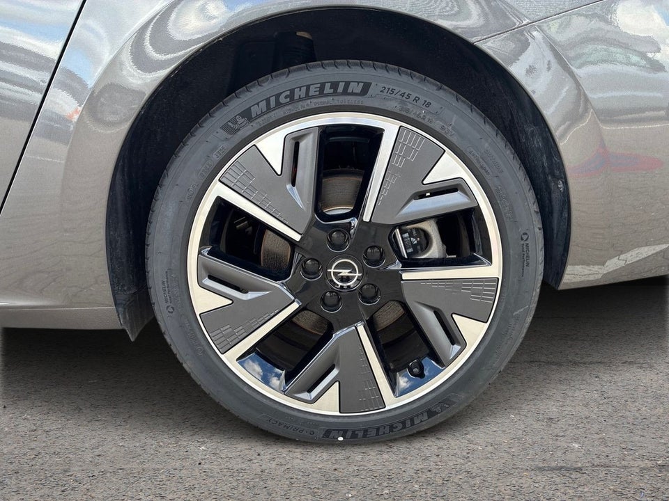 Opel Astra-e 54 Elegance Sports Tourer 5d