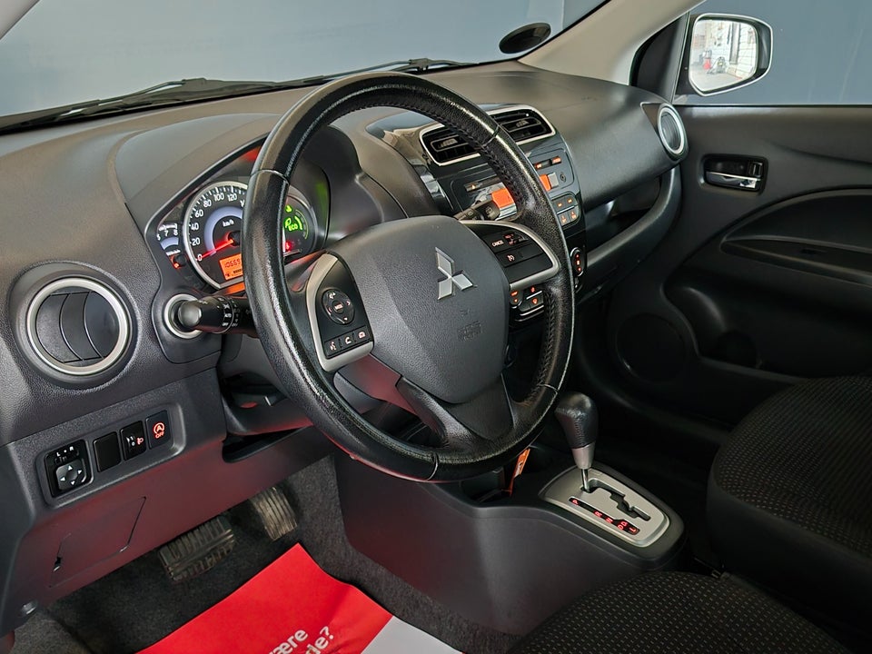 Mitsubishi Space Star 1,2 Limited CVT 5d