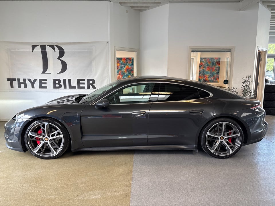 Porsche Taycan 4S 4d