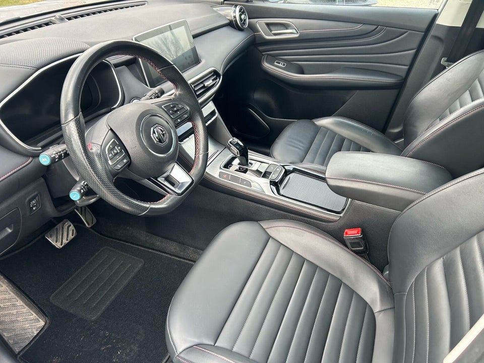 MG EHS 1,5 PHEV Luxury 5d