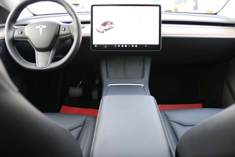 Tesla Model Y RWD 5d