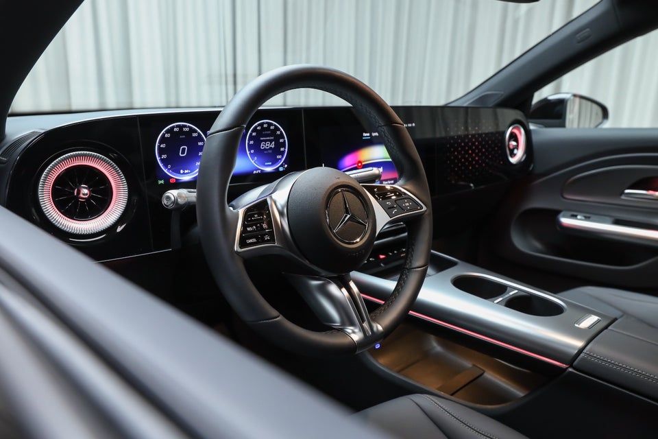 Mercedes CLA250+ EQ Progressive Advance Plus 4d