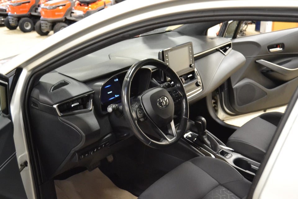 Toyota Corolla 1,8 Hybrid H3 Smart Touring Sports MDS 5d