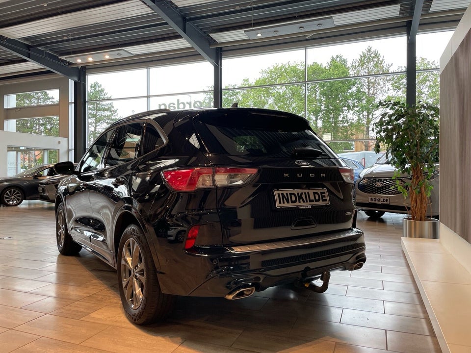 Ford Kuga 2,5 PHEV ST-Line X CVT 5d