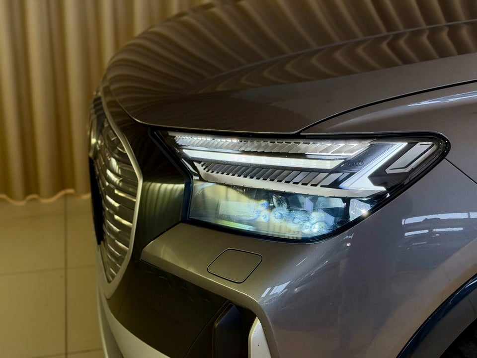 Audi Q4 e-tron 40 S-line 5d