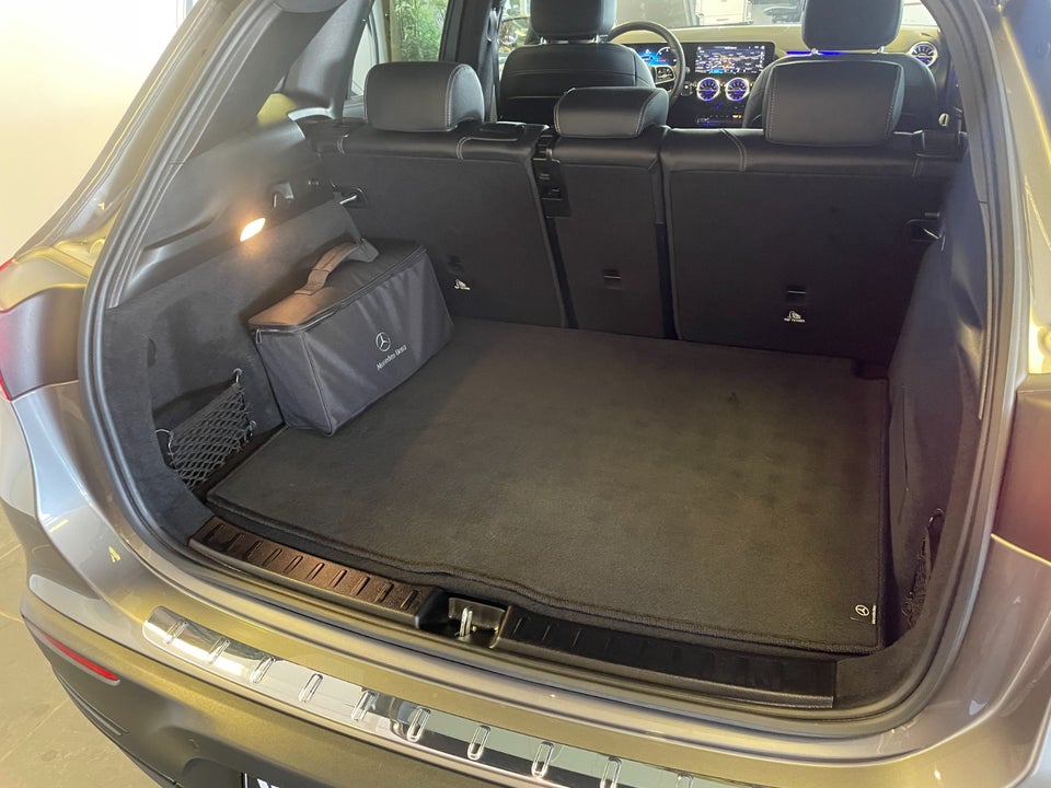 Mercedes EQA250 Progressive 5d