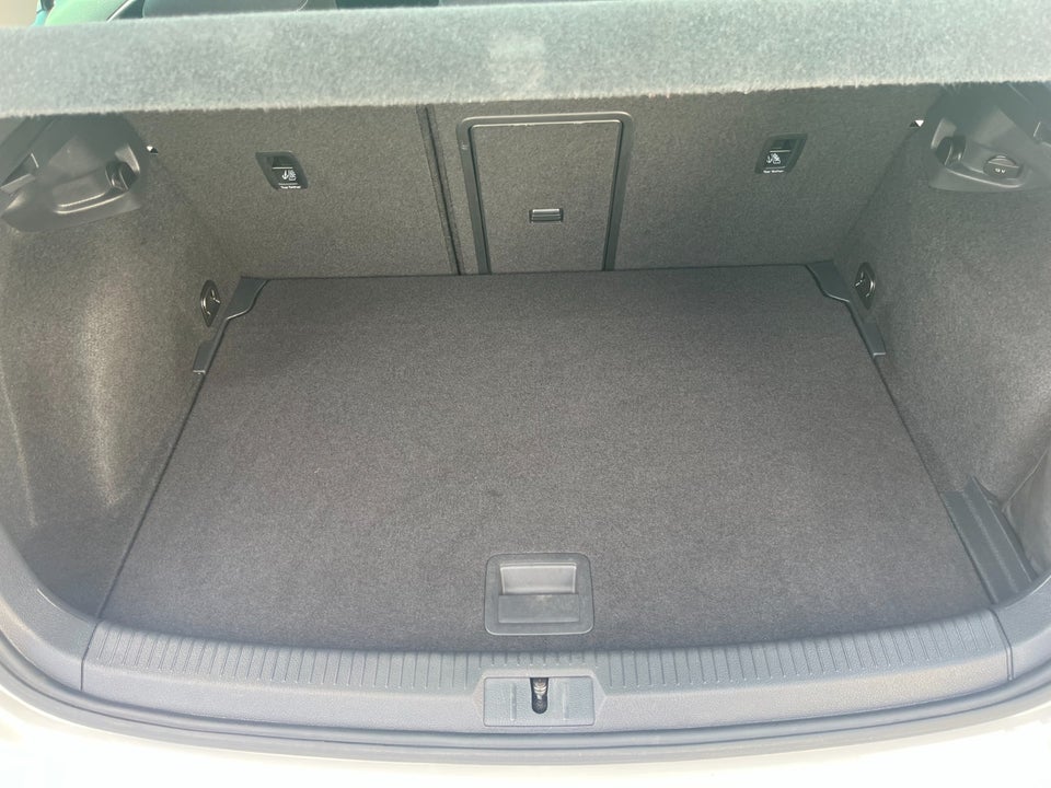 VW Golf VII 1,5 TSi 150 Highline DSG 5d