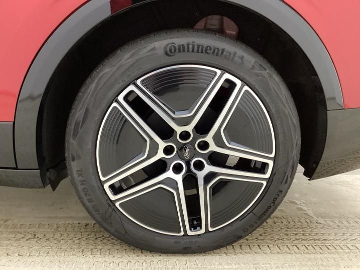 Ford Capri 79 Premium Extended Range AWD 5d