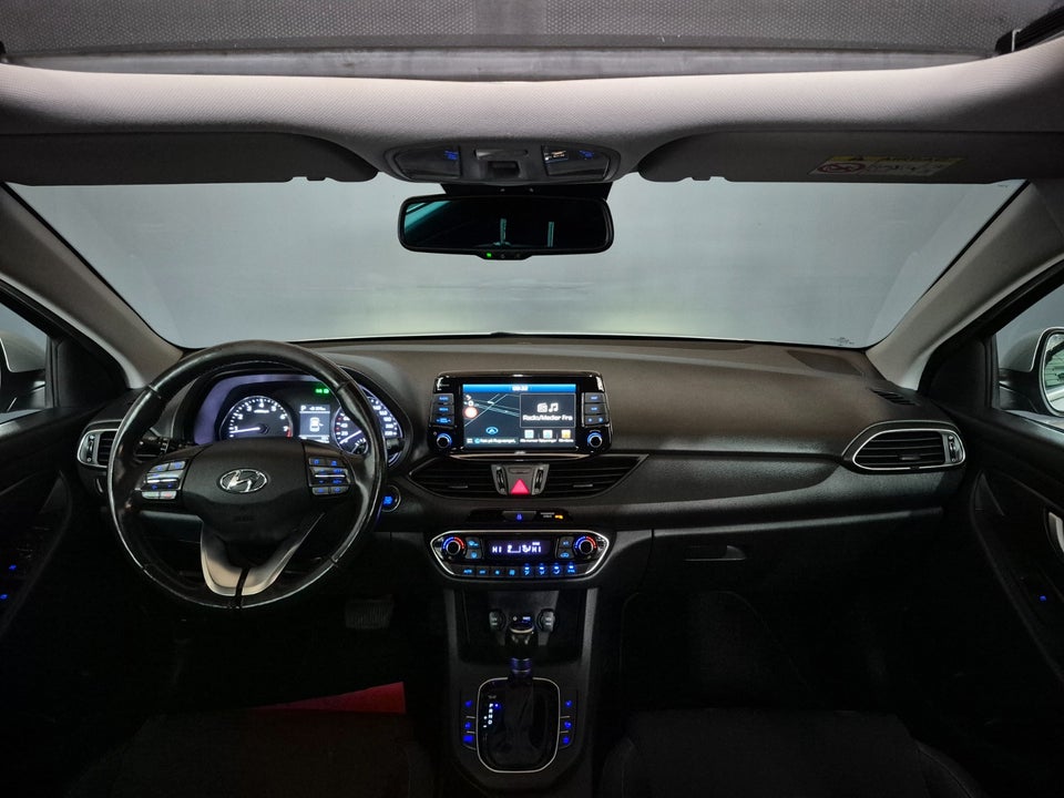 Hyundai i30 1,4 T-GDi Premium stc. DCT 5d