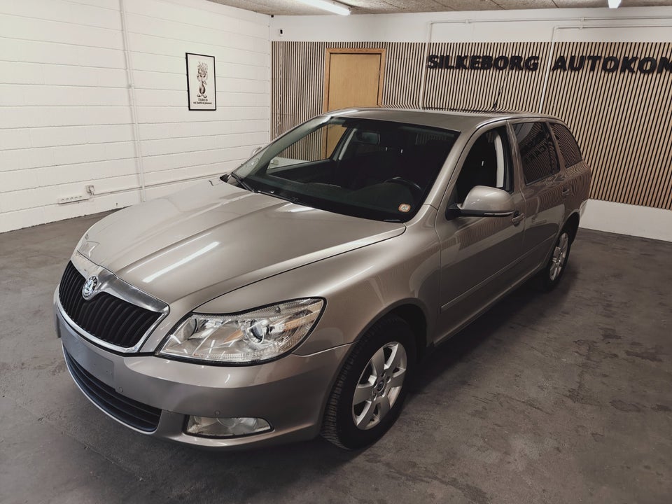 Skoda Octavia 1,4 TSi 122 Ambiente Combi 5d