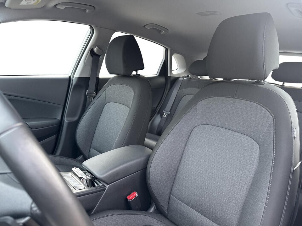 Hyundai Kona 39 EV Select 5d