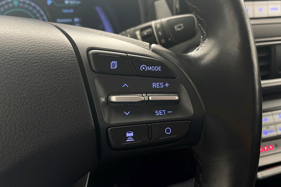 Hyundai Kona 64 EV Premium 5d