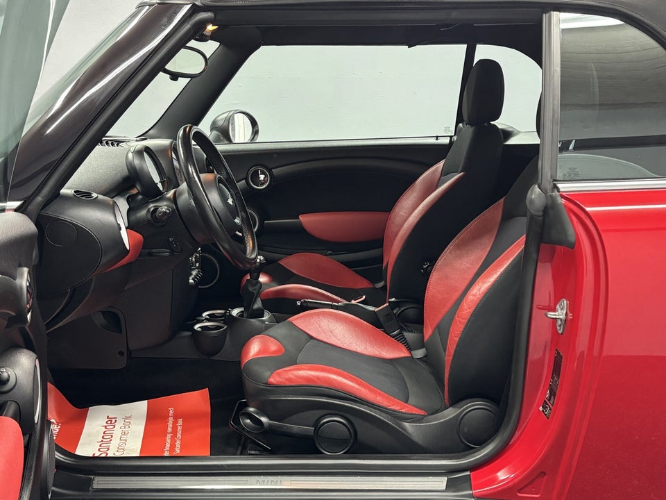 MINI One 1,6 Cabriolet 2d