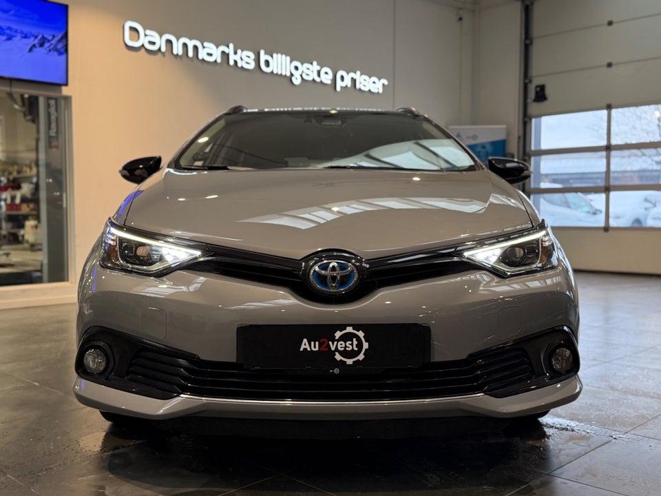 Toyota Auris 1,8 Hybrid H4 Touring Sports CVT 5d