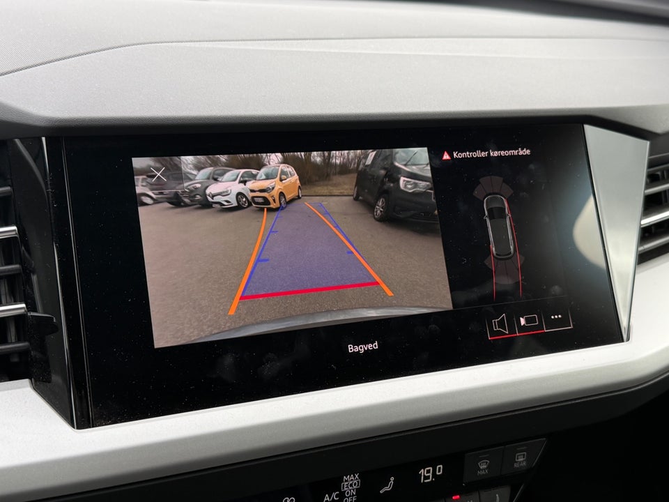 Audi Q4 e-tron 40 Advanced 5d