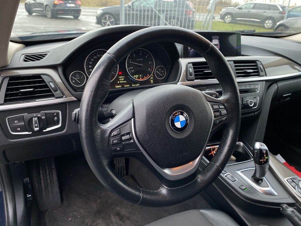 BMW 318d 2,0 Touring Modern Line aut. 5d