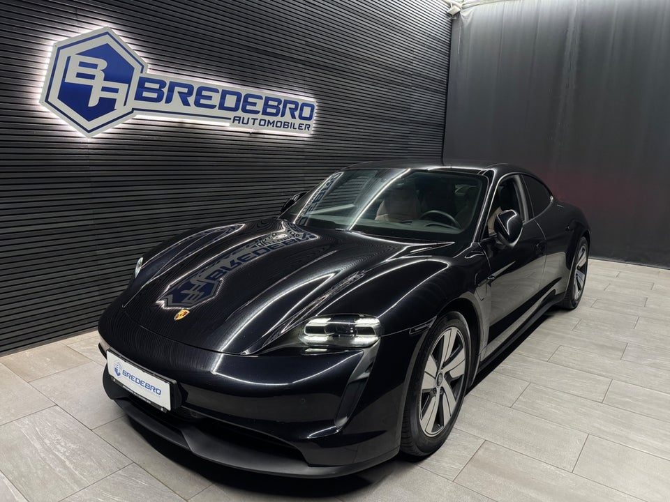 Porsche Taycan Performance+ 4d