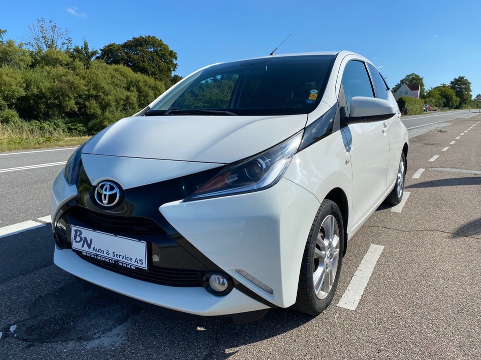Toyota Aygo 1,0 VVT-i x-cellence 5d