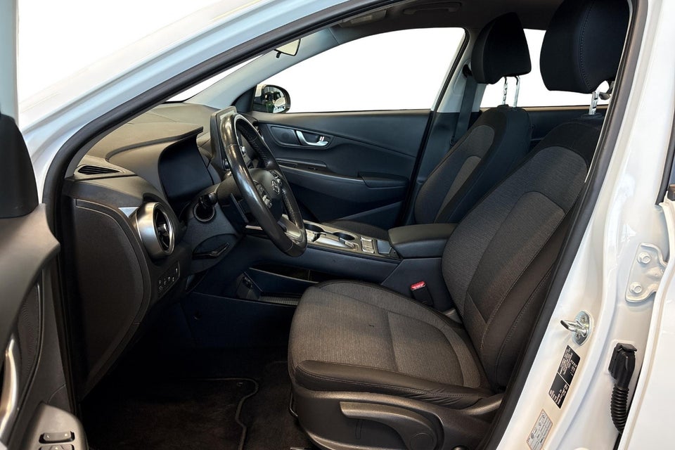 Hyundai Kona 39 EV Select 5d