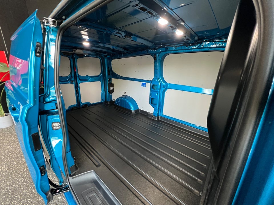 Ford E-Transit Custom 340L 64 Limited