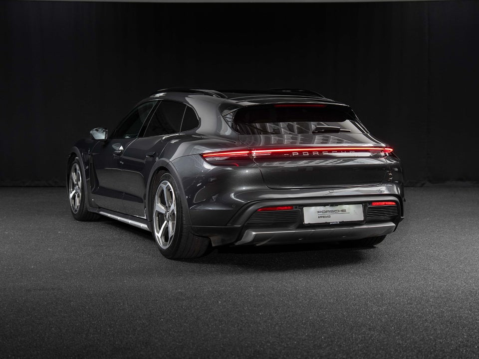 Porsche Taycan 4 Performance+ Cross Turismo 5d