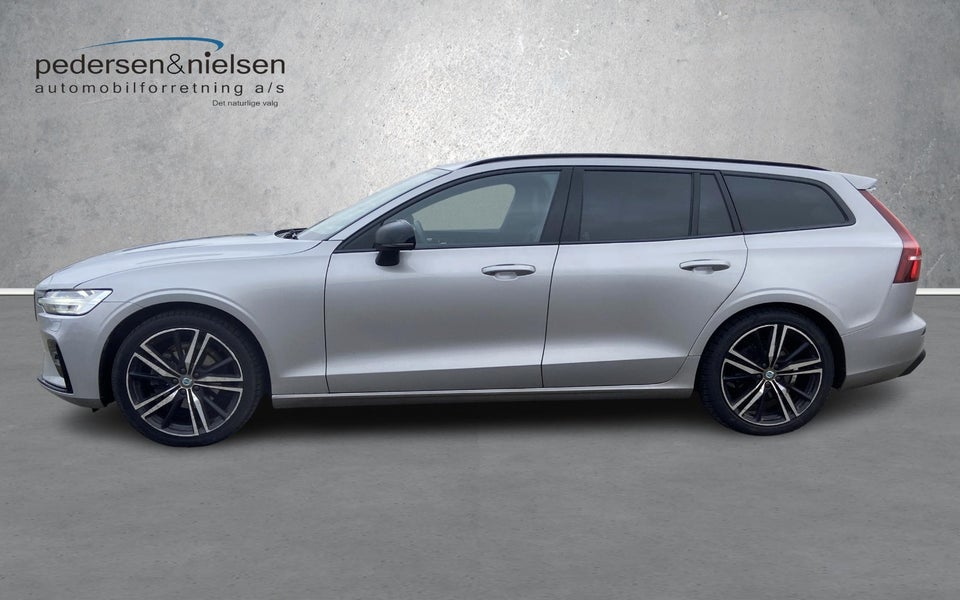 Volvo V60 2,0 B4 197 Plus Dark aut. 5d