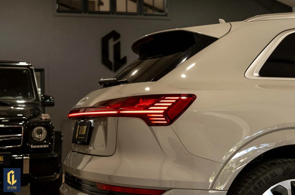Audi e-tron 55 quattro 5d