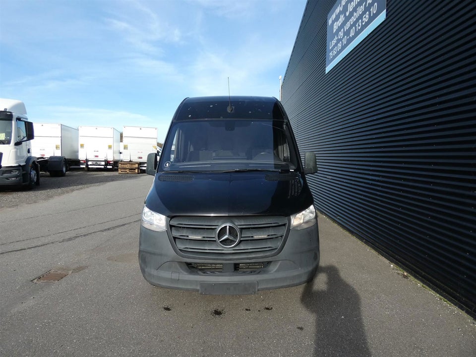 Mercedes Sprinter 316 2,2 CDi A2 Kassevogn RWD