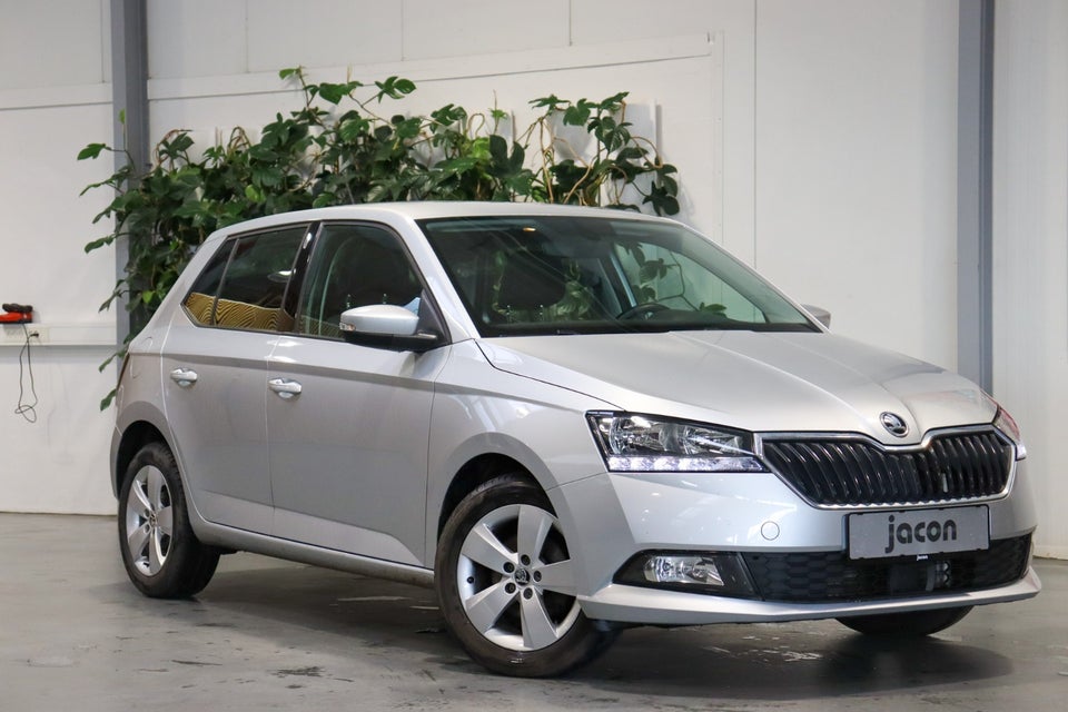 Skoda Fabia 1,0 MPi 60 Celebration 5d