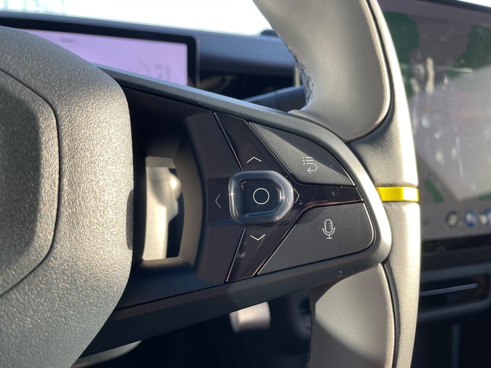 Lynk & Co 02 More 5d