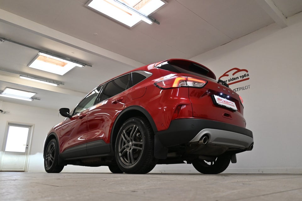 Ford Kuga 2,5 PHEV Titanium X CVT 5d