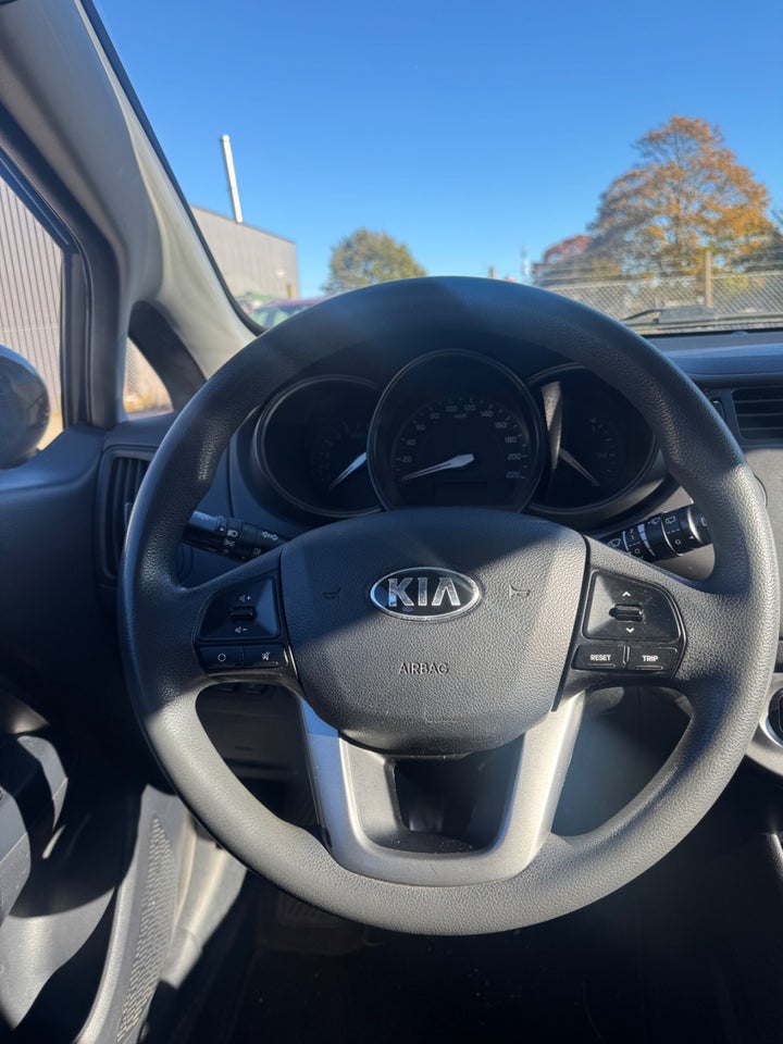 Kia Rio 1,2 CVVT Active 5d