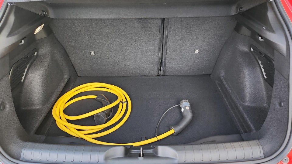 Fiat 600e 54 (RED) 5d