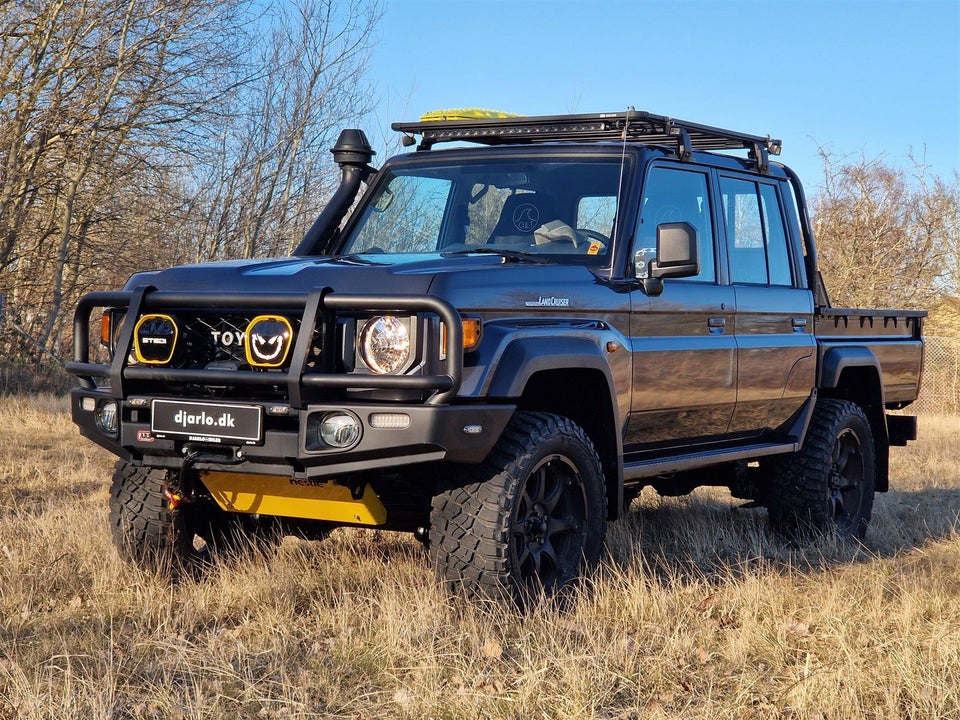 Toyota Land Cruiser 4,0 VVT-i aut. Van 5d